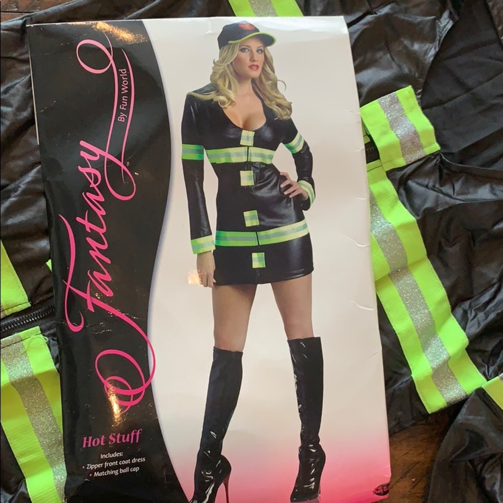 Fireman costume. Halloween. Women’s